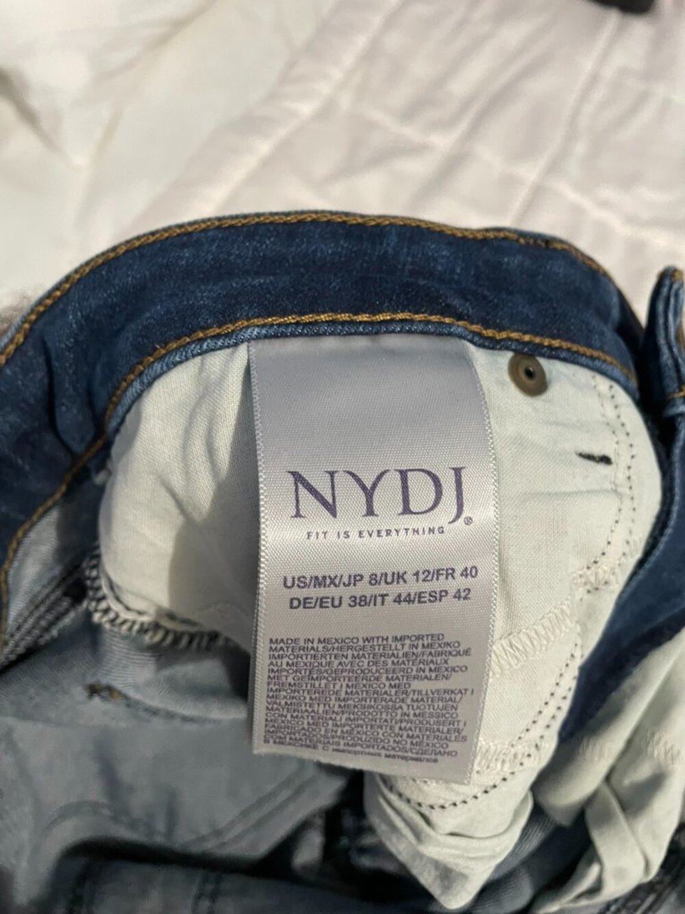 NYDJ Sheri Slim - size 8 - Picture 3 of 5